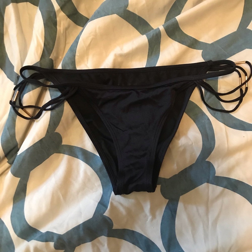 VS Swim bottoms sz M